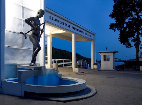 Barlolámač a Kolonádový most Piešťany