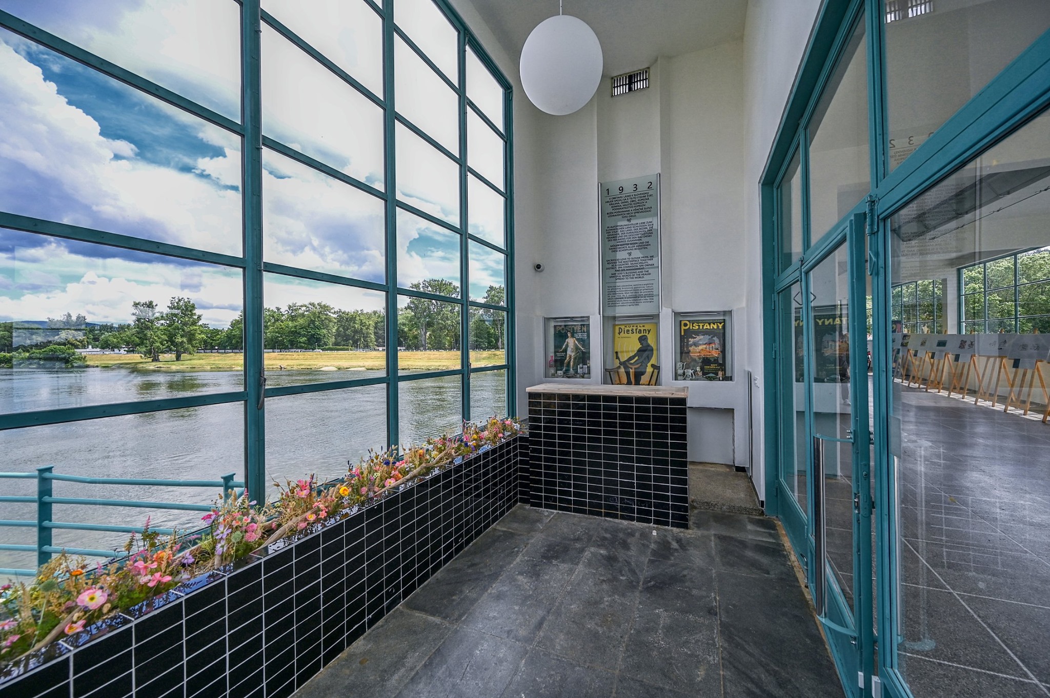 Pitný pavilón na Kolonádovom moste